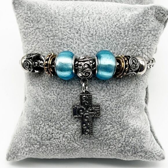 Artisan Ornate Silver Tone Blue Glass Bead Cross Charm Memory Bracelet 7.5” - Picture 1 of 7